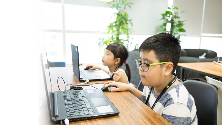 Chi phí học lập trình cho trẻ em: Bao nhiêu tiền là hợp lý nhất?