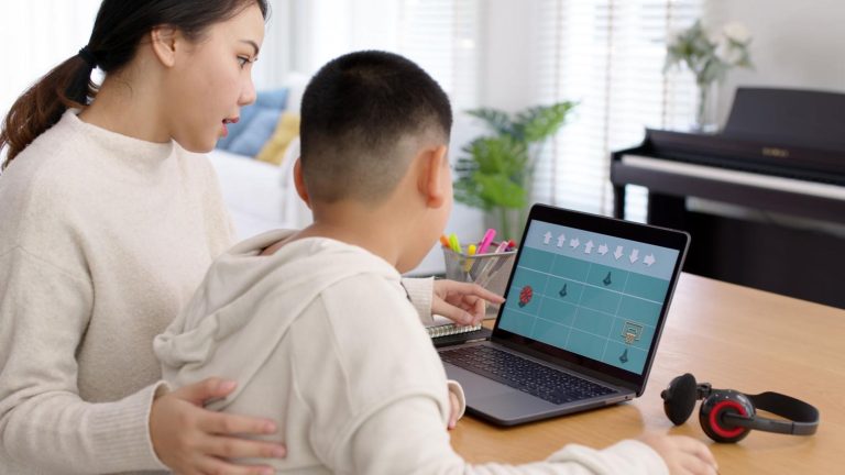 10 hiểu lầm về lập trình cho trẻ khiến 90% Phụ Huynh dạy con sai cách